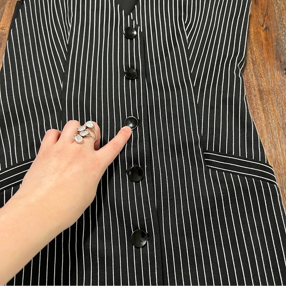 DVF Black White Pin stripe sleeveless Gilet Dress 4 button up v neck - Picture 7 of 16